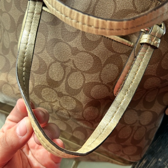 Vintage Coach Half Moon shape Handbag - Picture 4 of 5